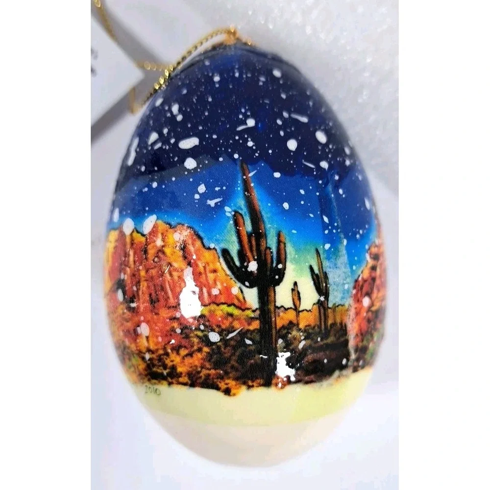 Country Christmas Eggs Sedona Arizona Tlaquepaque Hand Painted Egg Ornament 2010
